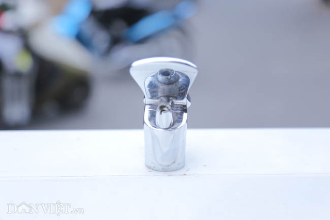 Drinking water provided in Hanoi city centre - 2
