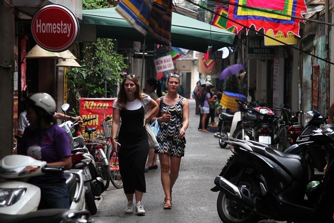 More pedestrian streets in Hanoi Old Quarter proposed - 7