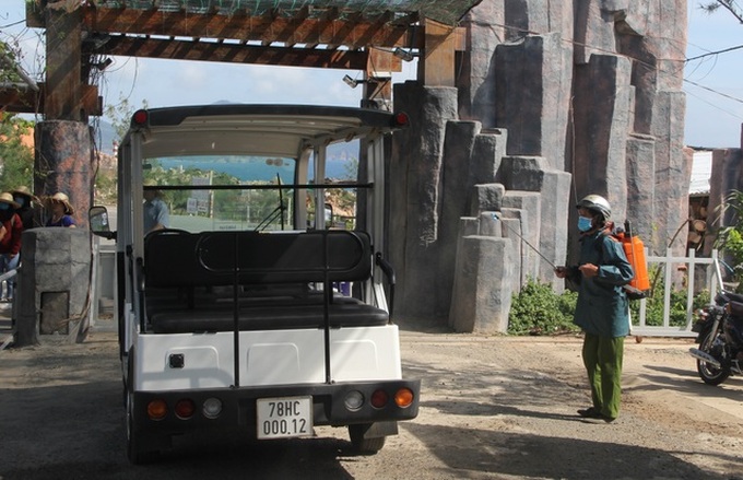 Phu Yen attracts tourists amid outbreak - 4