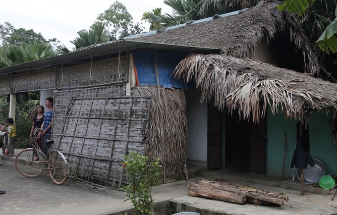 Poor student seeks help to save ailing mother - 2 Poor student seeks help to save ailing mother - 2