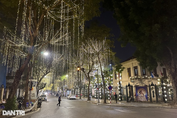 Churches in Hanoi decorated for Christmas - 4 Churches in Hanoi decorated for Christmas - 4