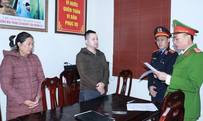 Two people prosecuted for trading pangolin scales - 1