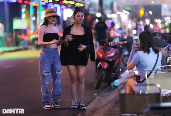 Bars and clubs reopen in HCM City - 3 Bars and clubs reopen in HCM City - 3