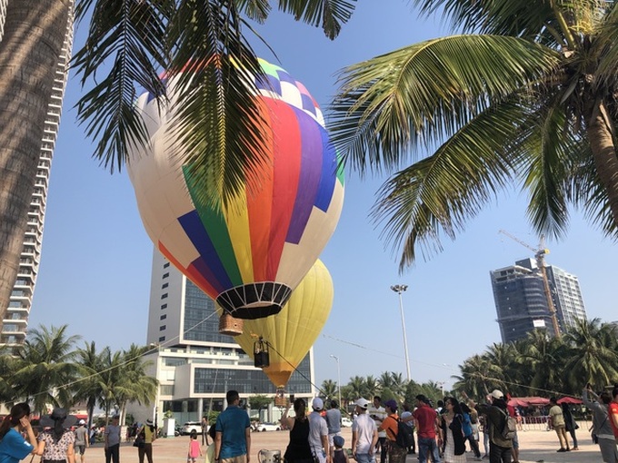 International Hot Air Balloon Festival underway in Danang - 2