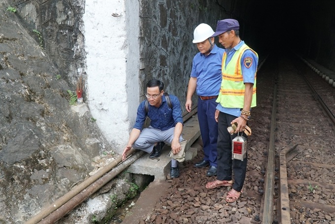 Downgraded bridges, railway tunnels along Hai Van Pass require upgrading - 1 Downgraded bridges, railway tunnels along Hai Van Pass require upgrading - 1