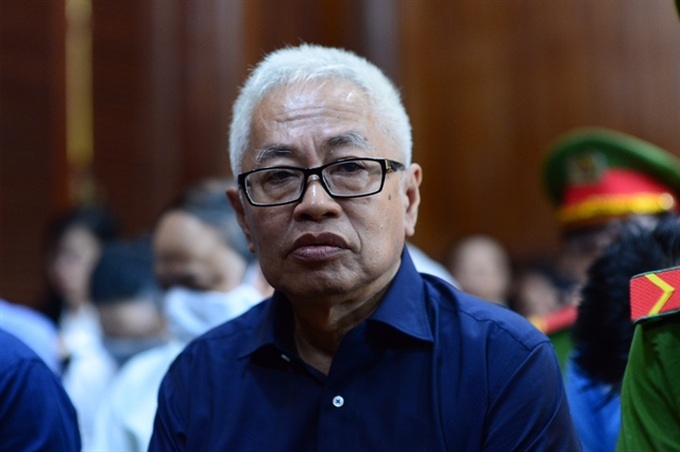 Former DongA Bank CEO passes away while serving life sentence - 1