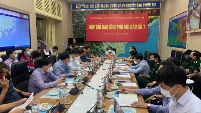 Deputy PM Le Van Thanh urges watching out for upcoming storm Kompasu - 1 Deputy PM Le Van Thanh urges watching out for upcoming storm Kompasu - 1