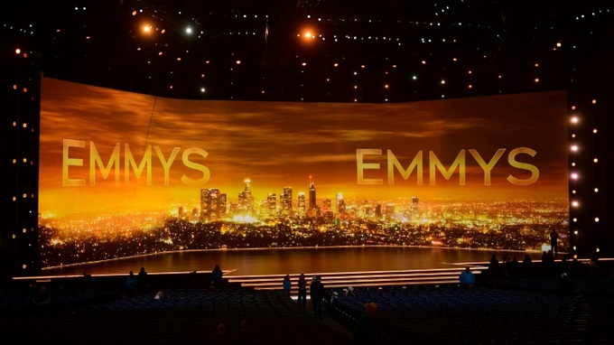 Emmys begin as 'Thrones' and 'Veep' seek final glory - 1