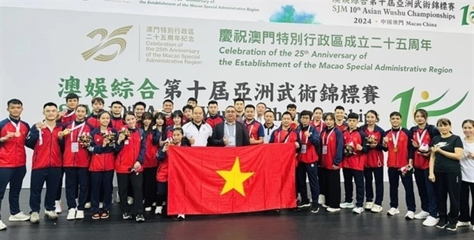 Vietnam win three gold medals at Asian Wushu Championships - 1