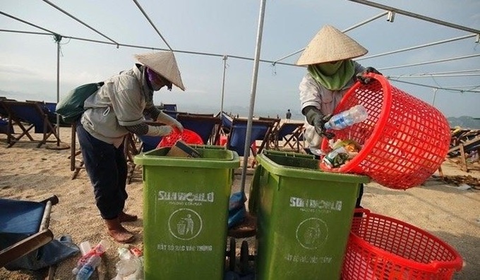 PM issues directive on managing, recycling and minimising plastic waste - 1 PM issues directive on managing, recycling and minimising plastic waste - 1