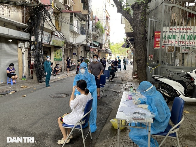 Ngoc Ha Market closed as new Covid-19 case detected - 2