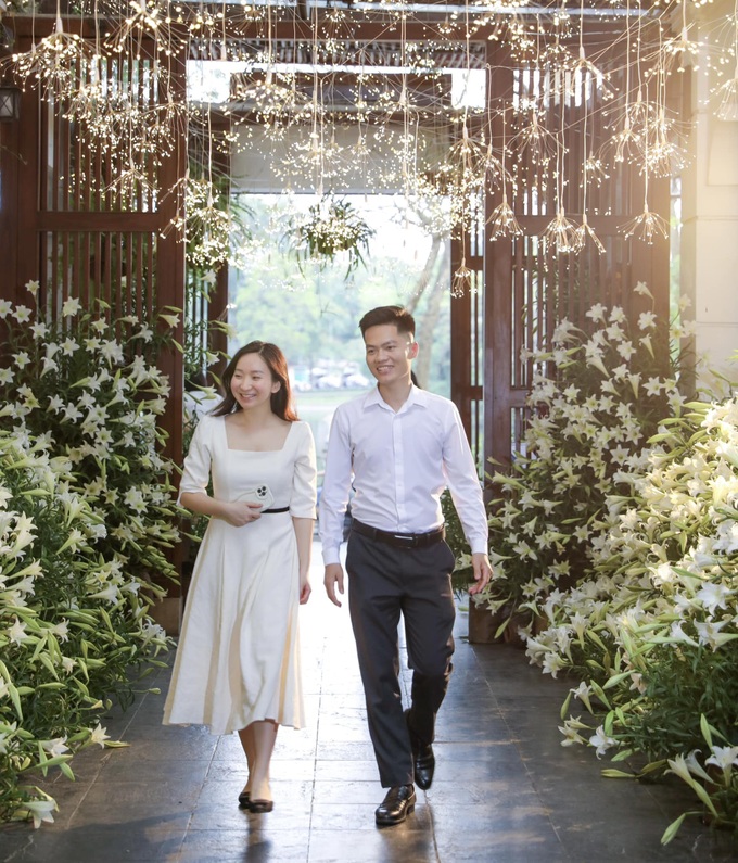 Hanoi restaurant use flower décor to attract diners - 2 Hanoi restaurant use flower décor to attract diners - 2