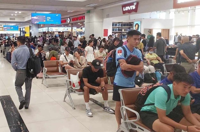 Vietnamese airlines see surge in delayed flights - 1 Vietnamese airlines see surge in delayed flights - 1