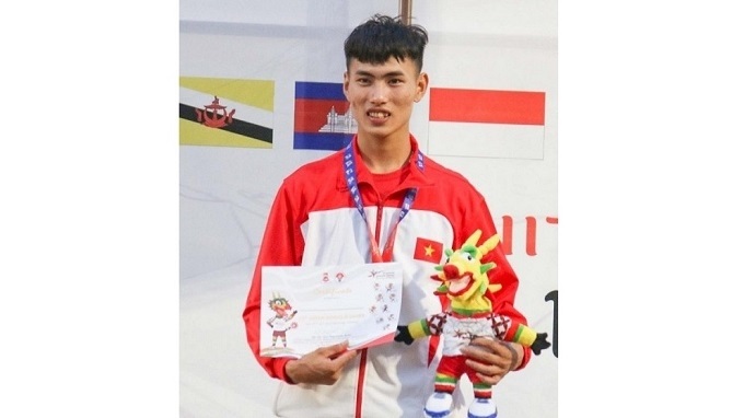 Vietnamese students win more golds at ASEAN Schools Games - 1