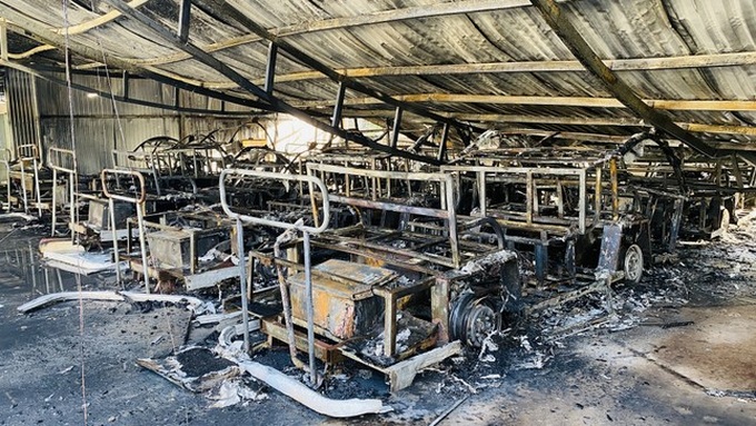 21 tourist electric vehicles destroyed in Hoi An fire - 1 21 tourist electric vehicles destroyed in Hoi An fire - 1