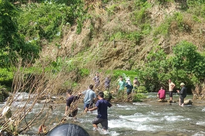 Two women die in Ha Giang flash flood - 1