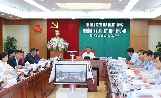 Petrolimex officials get disciplinary measures for violations - 1