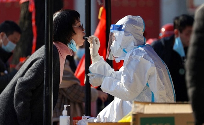 Millions in Beijing urged to work from home to fight Covid outbreak - 1