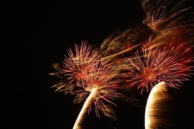 Fireworks light up HCM City sky on National Day - 4