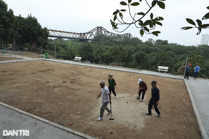 More Hanoi parks built along Red River - 2