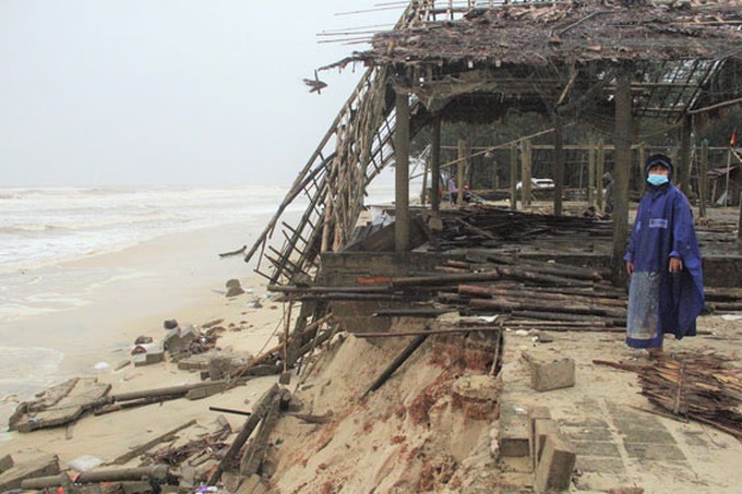 Coastal areas face severe erosion after storms - 1