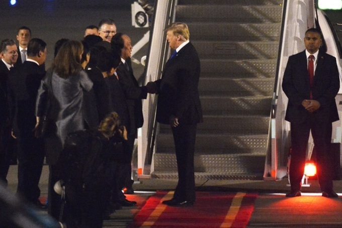 US President Donald Trump arrives in Hanoi for DPRK-USA summit - 4