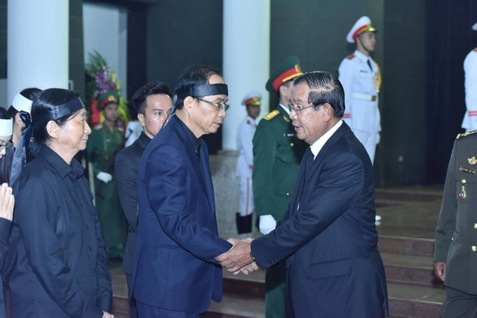 State funeral held for late President Le Duc Anh - 9 State funeral held for late President Le Duc Anh - 9