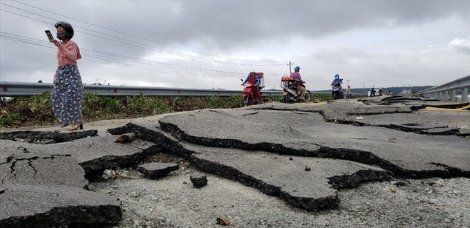 Huge flood damage to central region transport infrastructure - 1