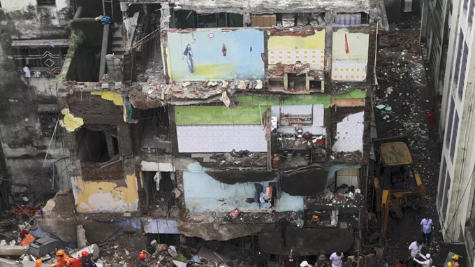 Death toll in India building collapse jumps to 35 - 1