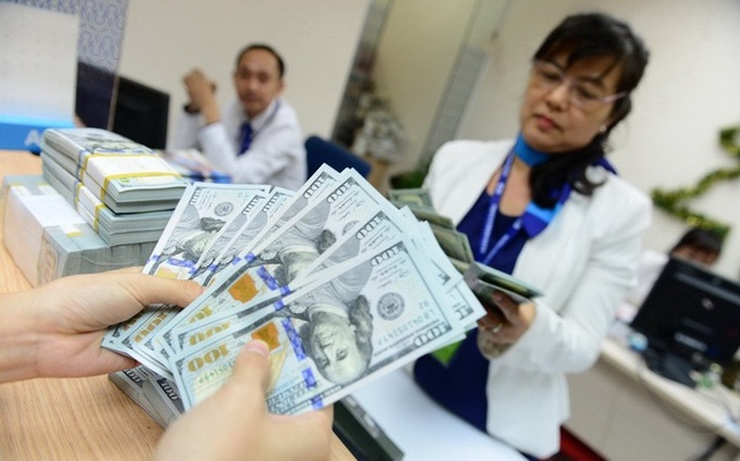Vietnamese currency under bigger pressure in 2020 - 1