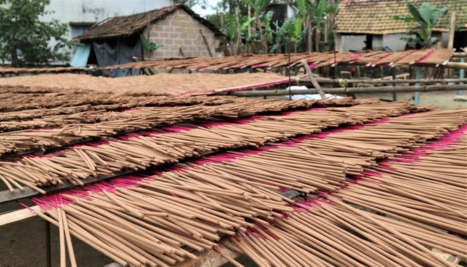 Quang Nam’s incense making village busy ahead of Tet - 6 Quang Nam’s incense making village busy ahead of Tet - 6