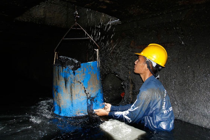 HCM City to charge fee for sewerage to reduce flooding - 1