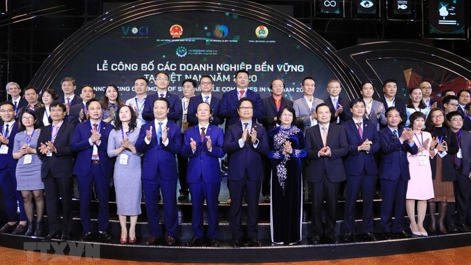 Vietnam announces top 100 sustainable enterprises - 1