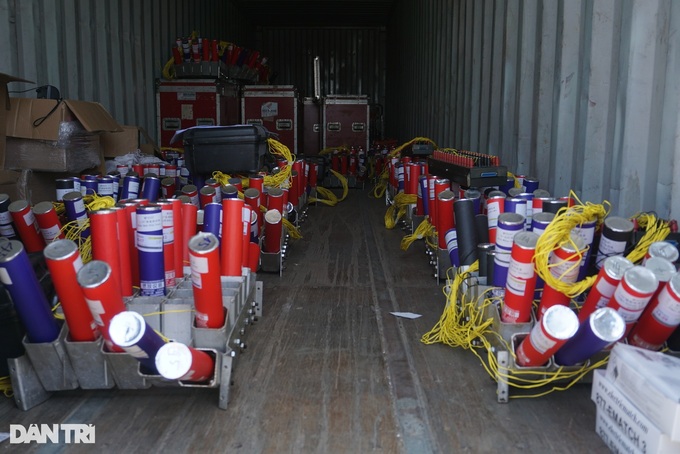 Teams ready for Da Nang International Fireworks Festival opening ceremony - 9