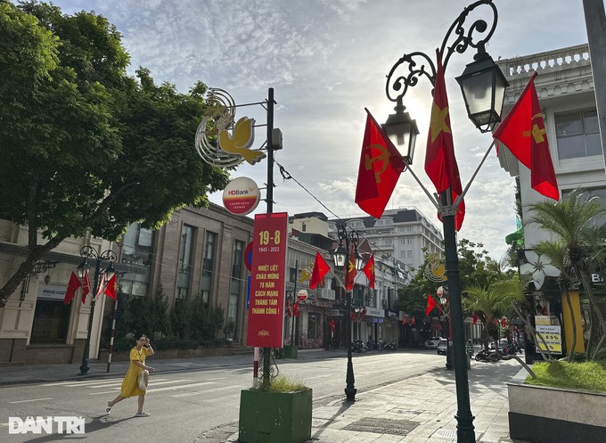 Hanoi decorated for National Day celebrations - 9 Hanoi decorated for National Day celebrations - 9