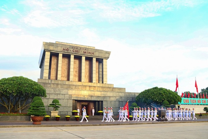 Flag-raising ceremony marks Vietnam's 79th National Day - 7 Flag-raising ceremony marks Vietnam's 79th National Day - 7