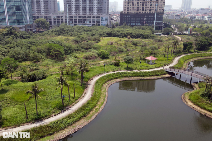 Hanoi public park project abandoned for many years - 4 Hanoi public park project abandoned for many years - 4