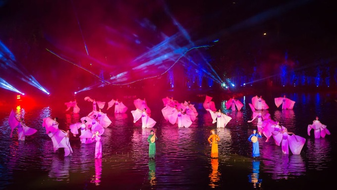 "Tinh Hoa Bac Bo” show named top outdoor cultural spectacle in 2019 - 1
