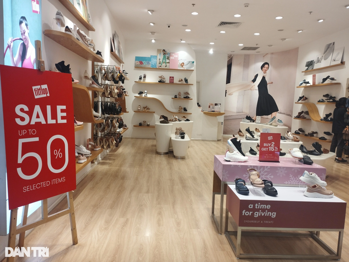 Shops and stores offer up to 99 percent discounts on Black Friday - 3 Shops and stores offer up to 99 percent discounts on Black Friday - 3