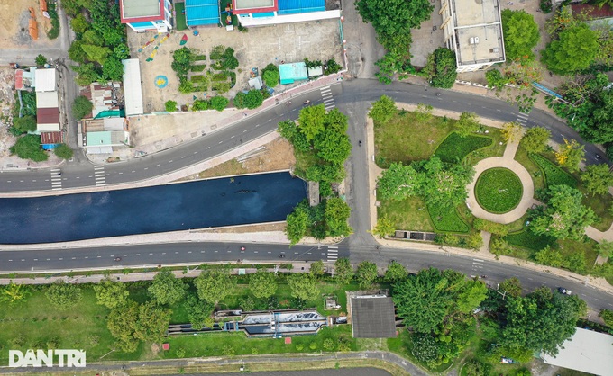 HCM City canal undergoes VND600 billion revival - 5