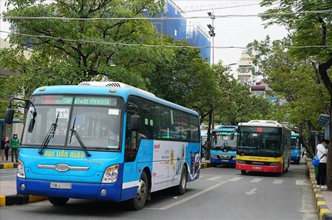 Hanoi to stop six bus routes - 1