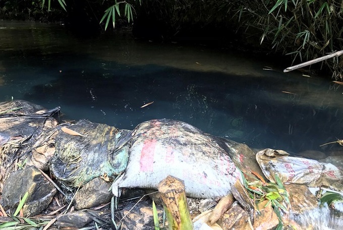 Hanoi's tap water contaminated with toxic substance - 3