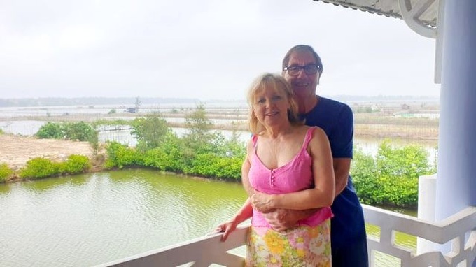 British couple thanks Vietnam for their full recovery from Covid-19 - 2