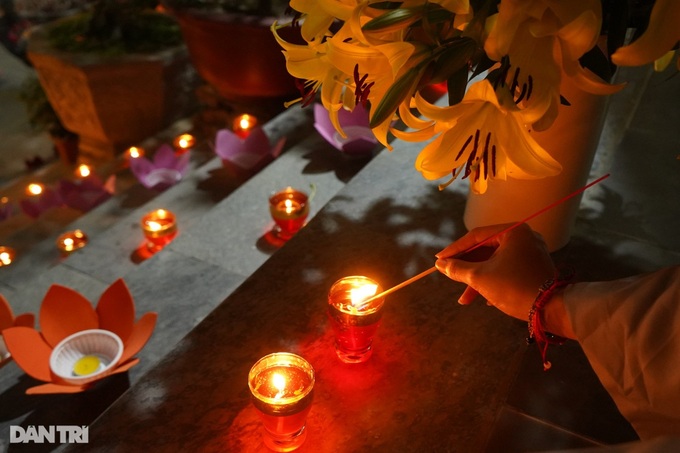 Memorial ceremony held to mourn Covid-19 victims - 8
