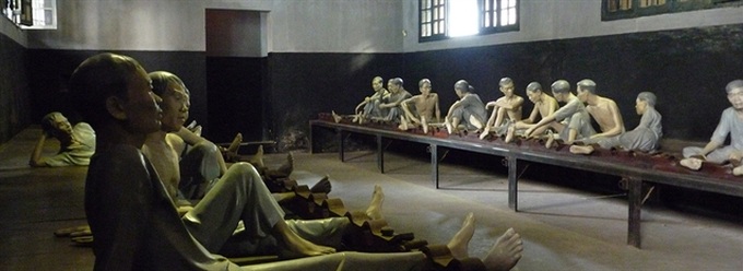 Exhibition showcases the brutality of wars - 1