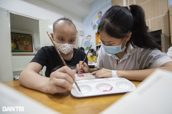 Class for leukaemia children at Hanoi hospital - 4 Class for leukaemia children at Hanoi hospital - 4