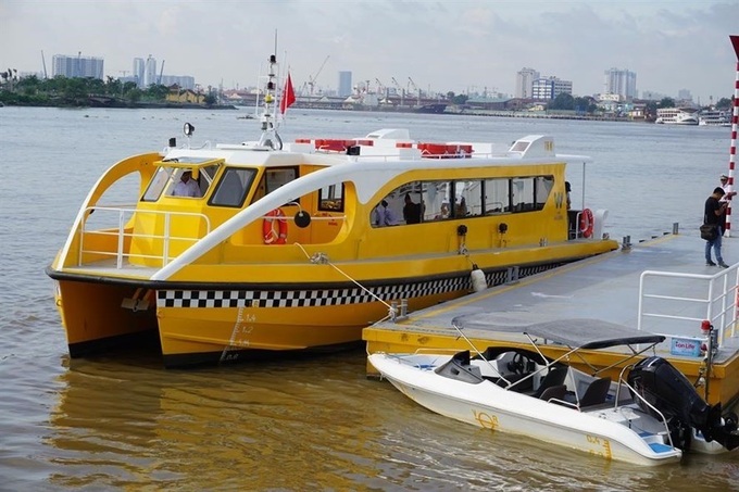 HCM City river bus suspension proposed for Covid-19 prevention - 1