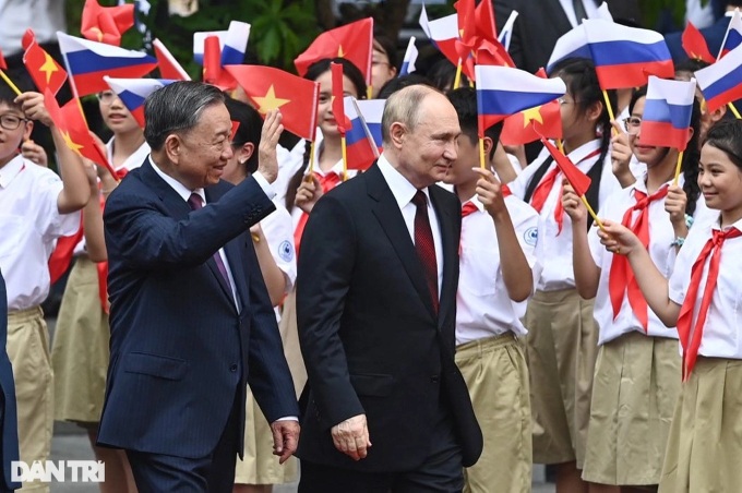 Grand welcome ceremony held for Russian President Vladimir Putin - 1