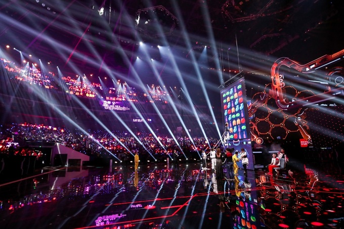 Chinese consumers spend billions in Single's Day extravaganza - 1