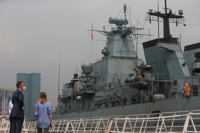 German frigate docks at Ho Chi Minh City port - 4